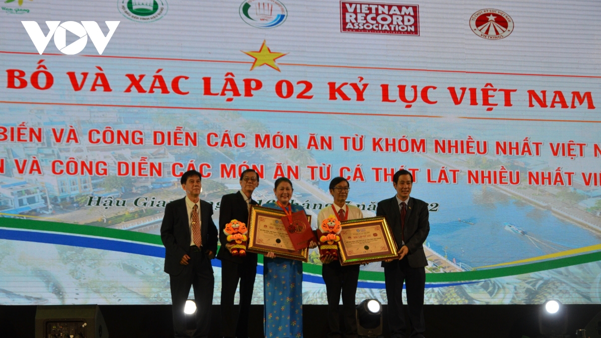 Hau Giang sets national record for making strabismus fish-made dishes